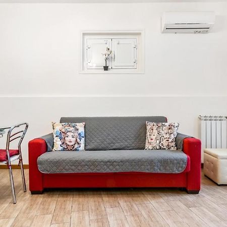 Arcobaleno Nuova Gestione Appartement Palermo Buitenkant foto