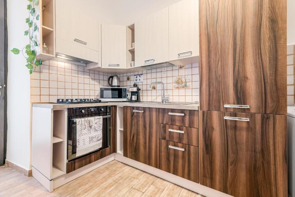 Arcobaleno Nuova Gestione Appartement Palermo Buitenkant foto